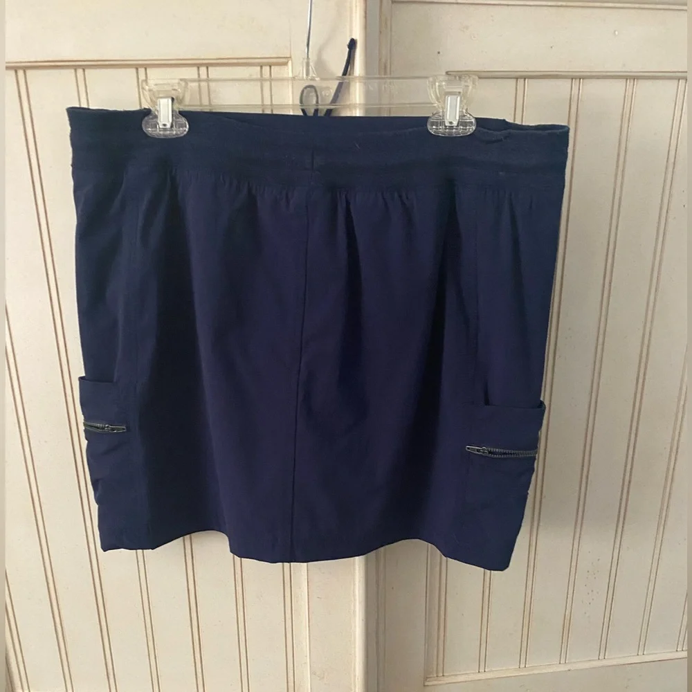 Tangerine brand Navy Blue Women's Skort
Size XXL US size 12-14 - Picture 2 of 8